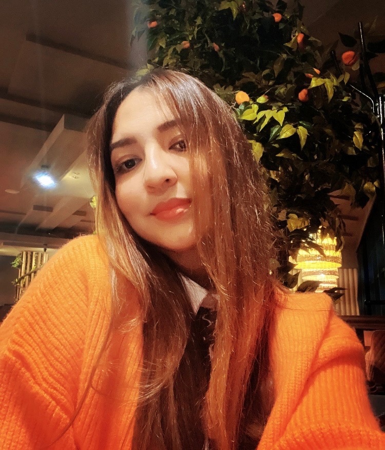 Марина Азарова