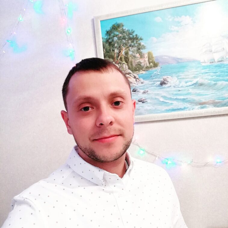 Алексей Лещенко